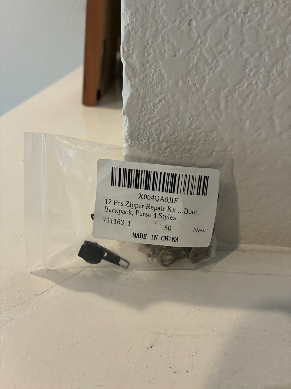 Zipper repair kit